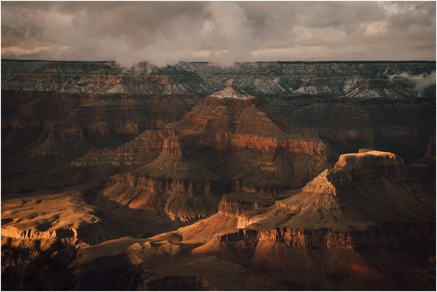 photo of the grand canyon at sunset in arizona