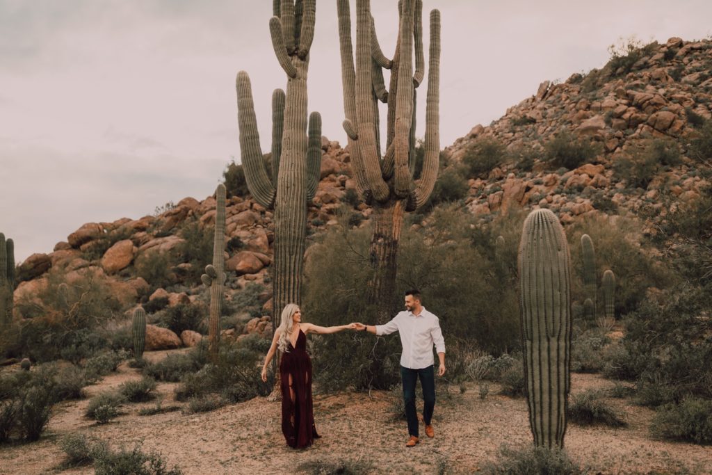 engagement session in the desert, photos by Riss and Steven