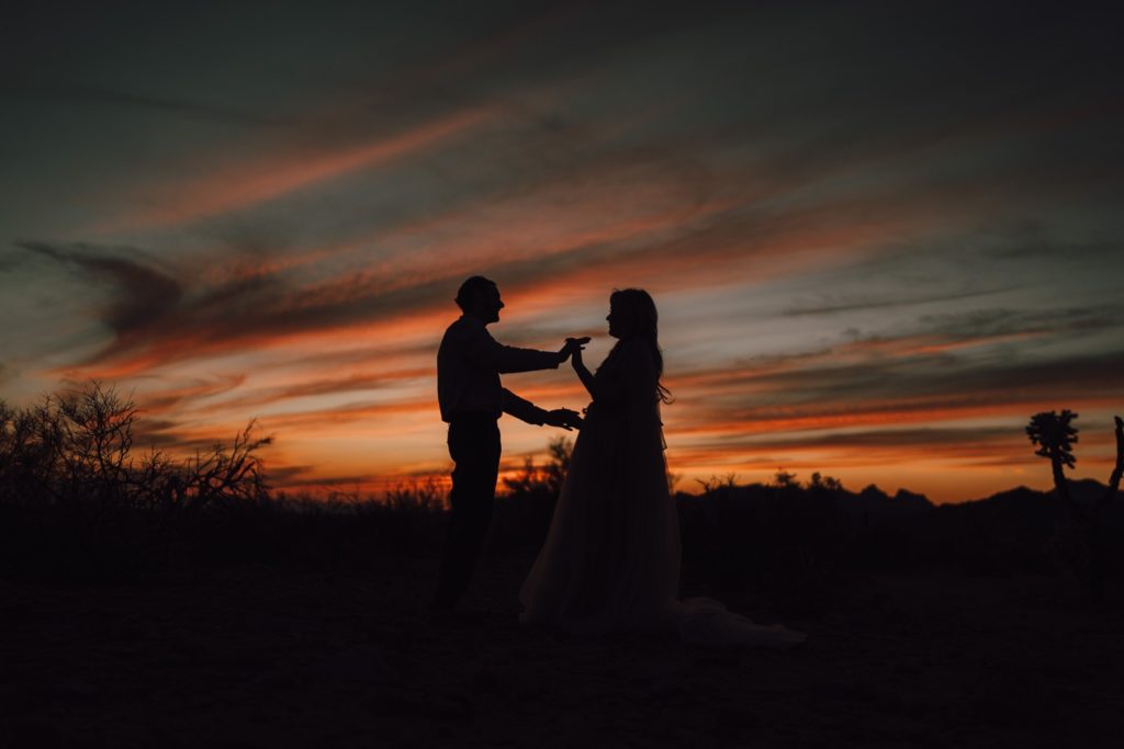 how to plan an arizona elopement, by Riss and Steven Photography - arizona photographer and videographer
