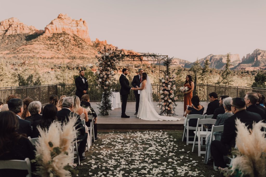 wedding at l'auberge in sedona, arizona