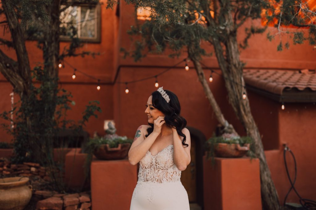 Sedona elopement captured by Riss and Steven Photography