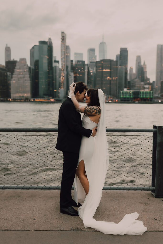 Wedding portraits of the New York City Skyline 