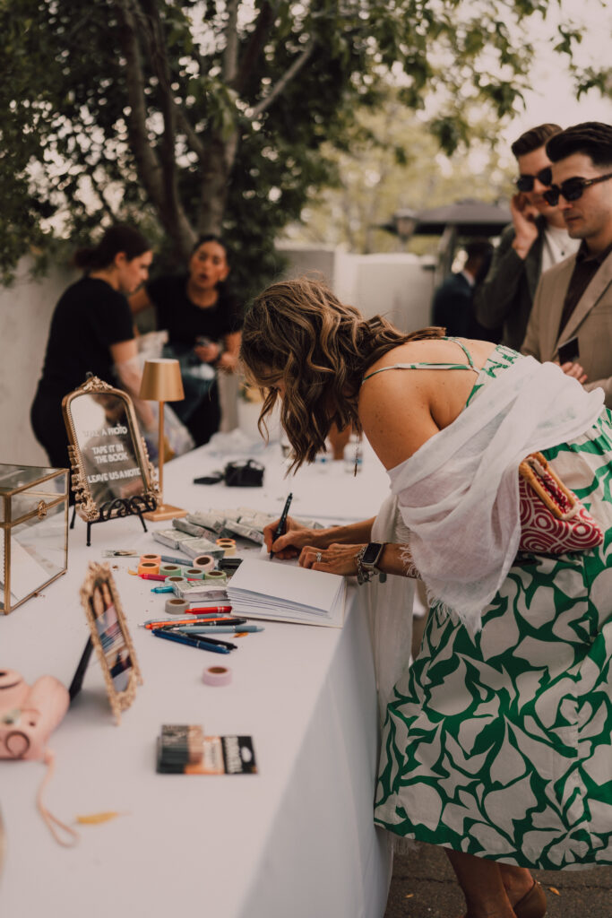 Guest book table