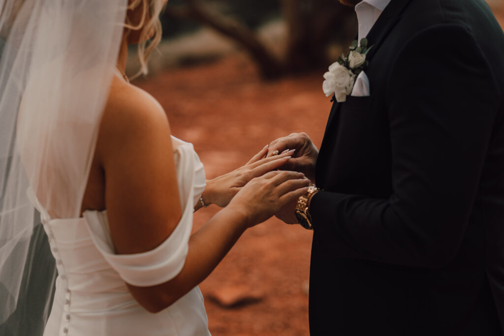 bride and groom Sedona elopement