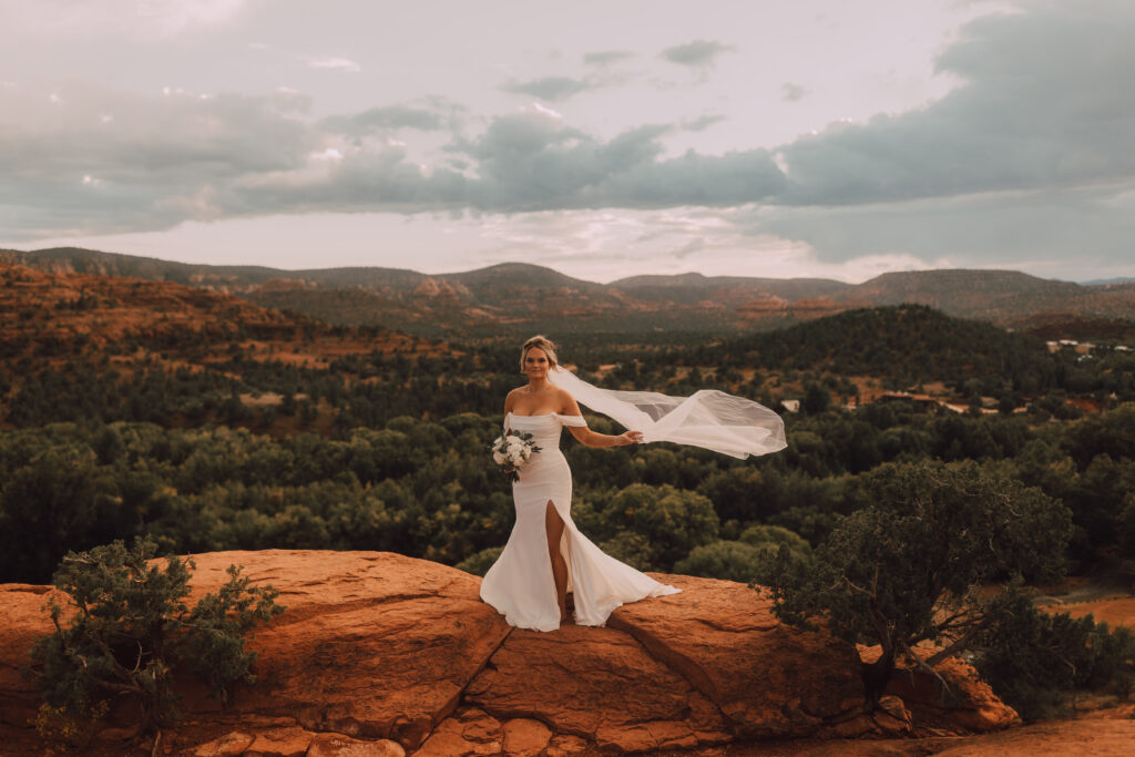 bride and groom Sedona elopement sunset