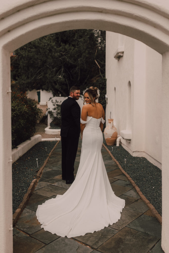 bride and groom Sedona elopement