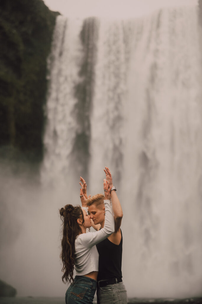 Skógafoss, Iceland couple photos waterfall