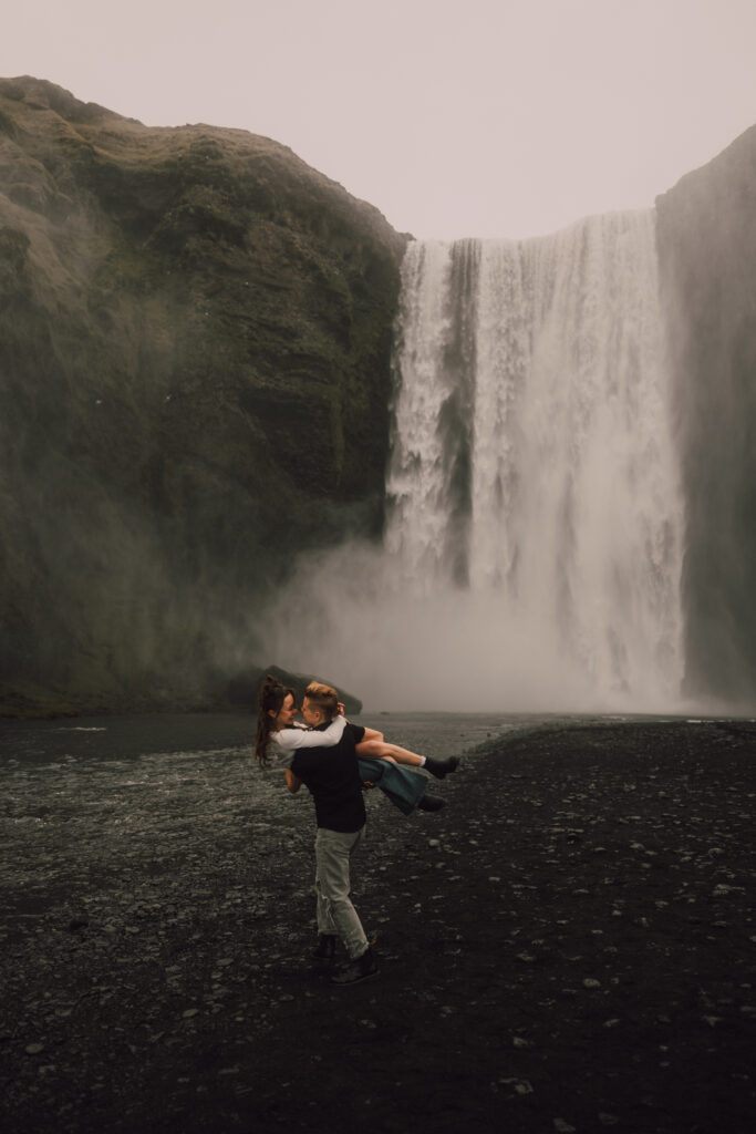 Skógafoss, Iceland couple photoshoot waterfall