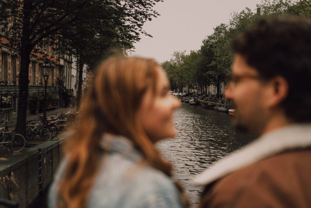 Amsterdam Photoshoot on the river bikes engagement session 