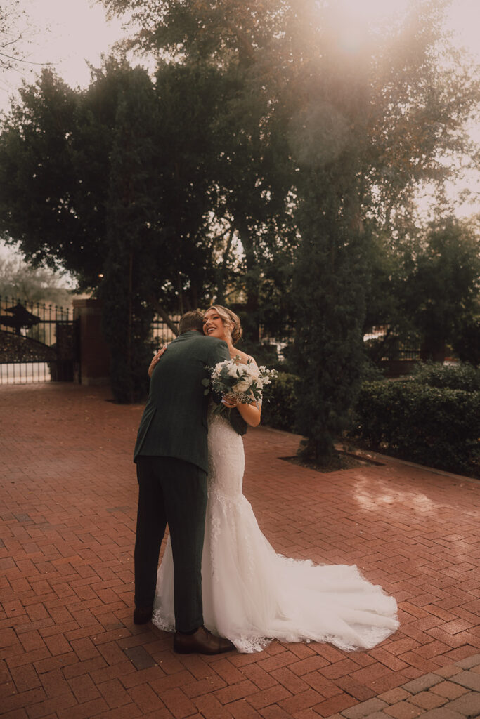 Arizona first look  photographer and videographer