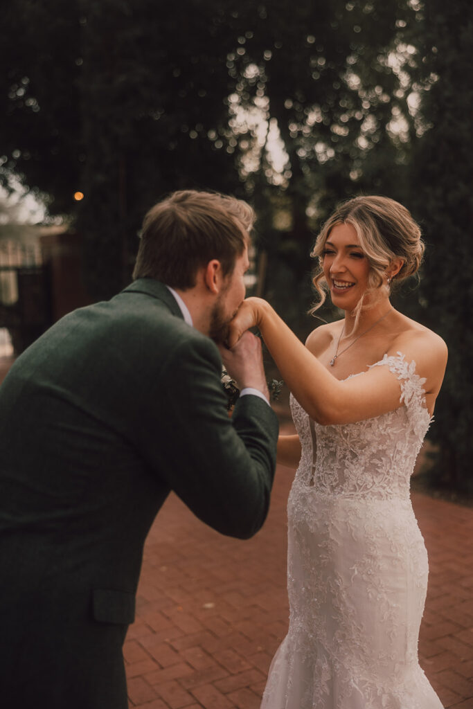 Arizona first look  photographer and videographer