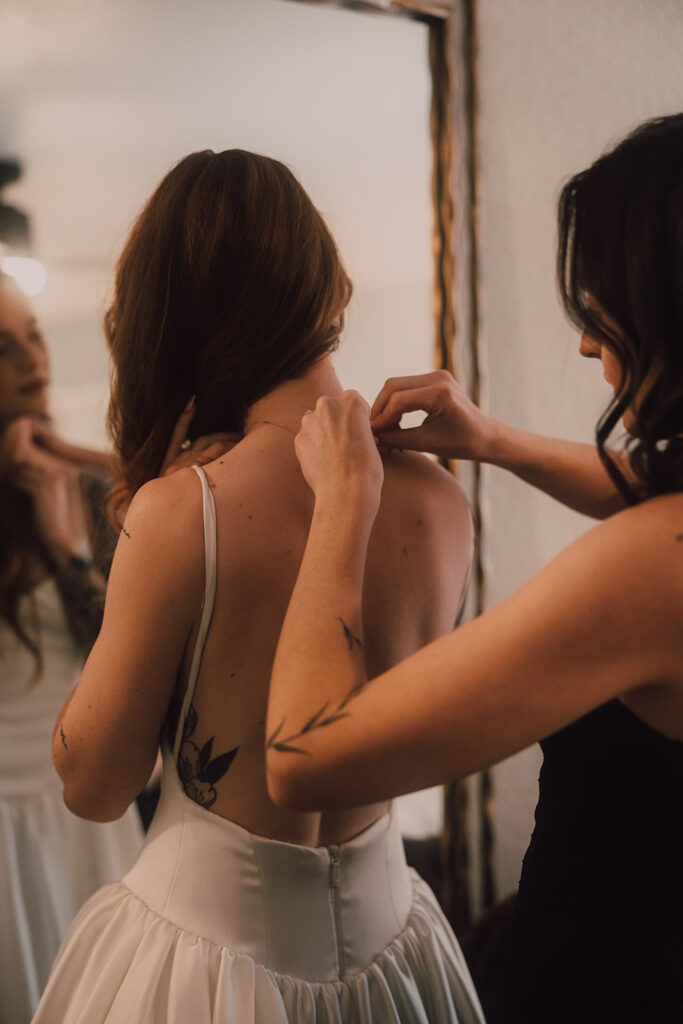 Phoenix elopement photographer Washington photographer moody wedding photographer 