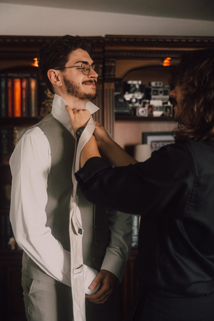Phoenix elopement photographer Washington photographer moody wedding photographer 