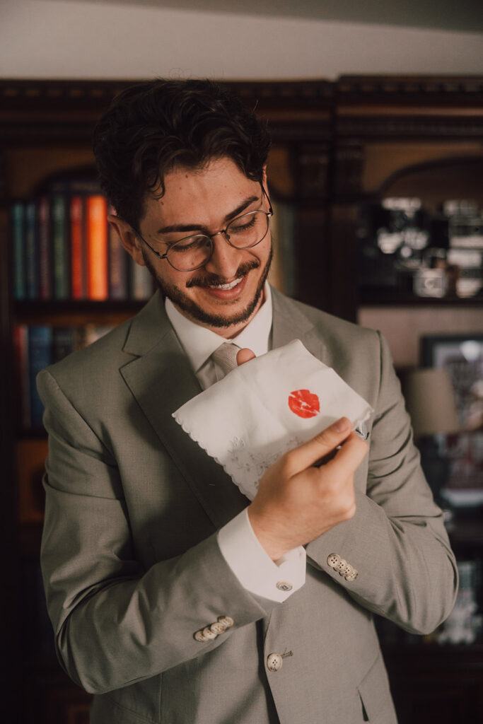 Phoenix elopement photographer Washington photographer moody wedding photographer 