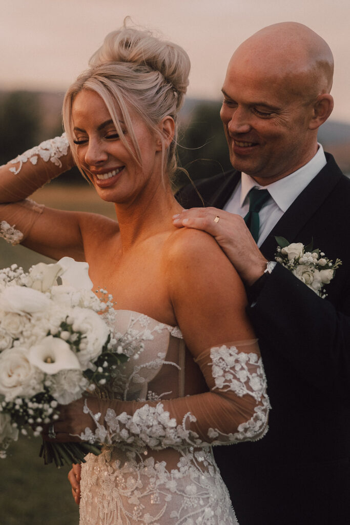 Arizona and Washington Wedding Photographer and videographer 