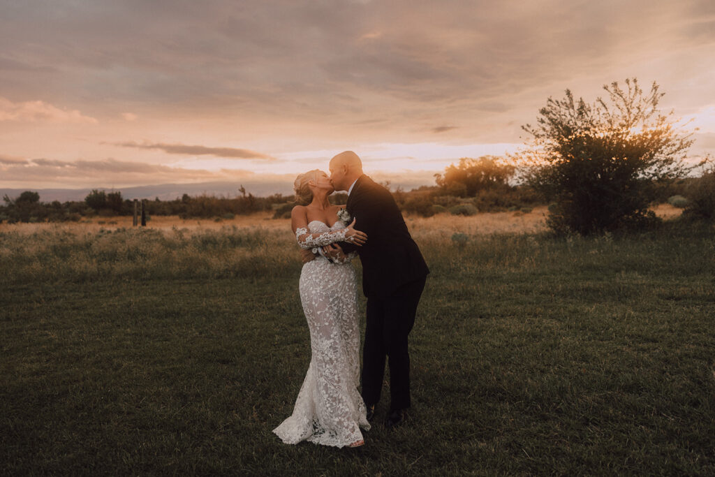 Arizona and Washington Wedding Photographer and videographer 