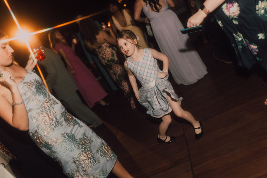 Arizona and Washington Wedding Photographer and videographer 